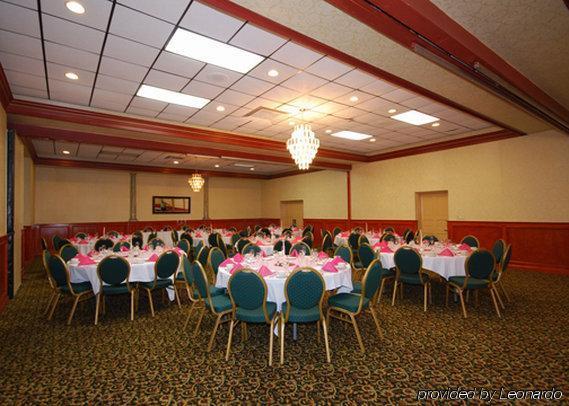 Quality Inn And Suites Kingston Restaurant photo